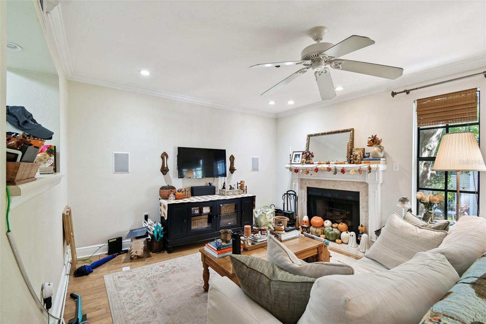 HYDE PARK PLACE II A CONDOMINI - Residential