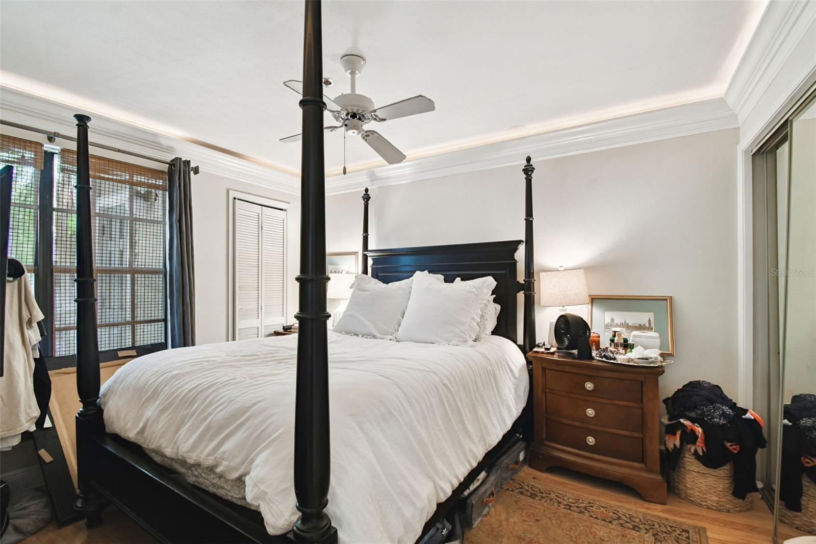 HYDE PARK PLACE II A CONDOMINI - Residential