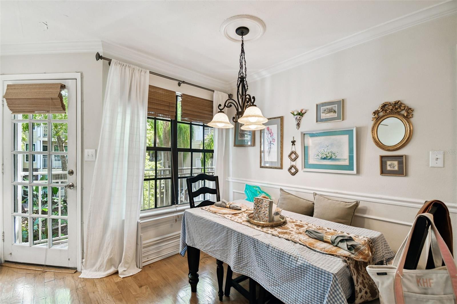 HYDE PARK PLACE II A CONDOMINI - Residential