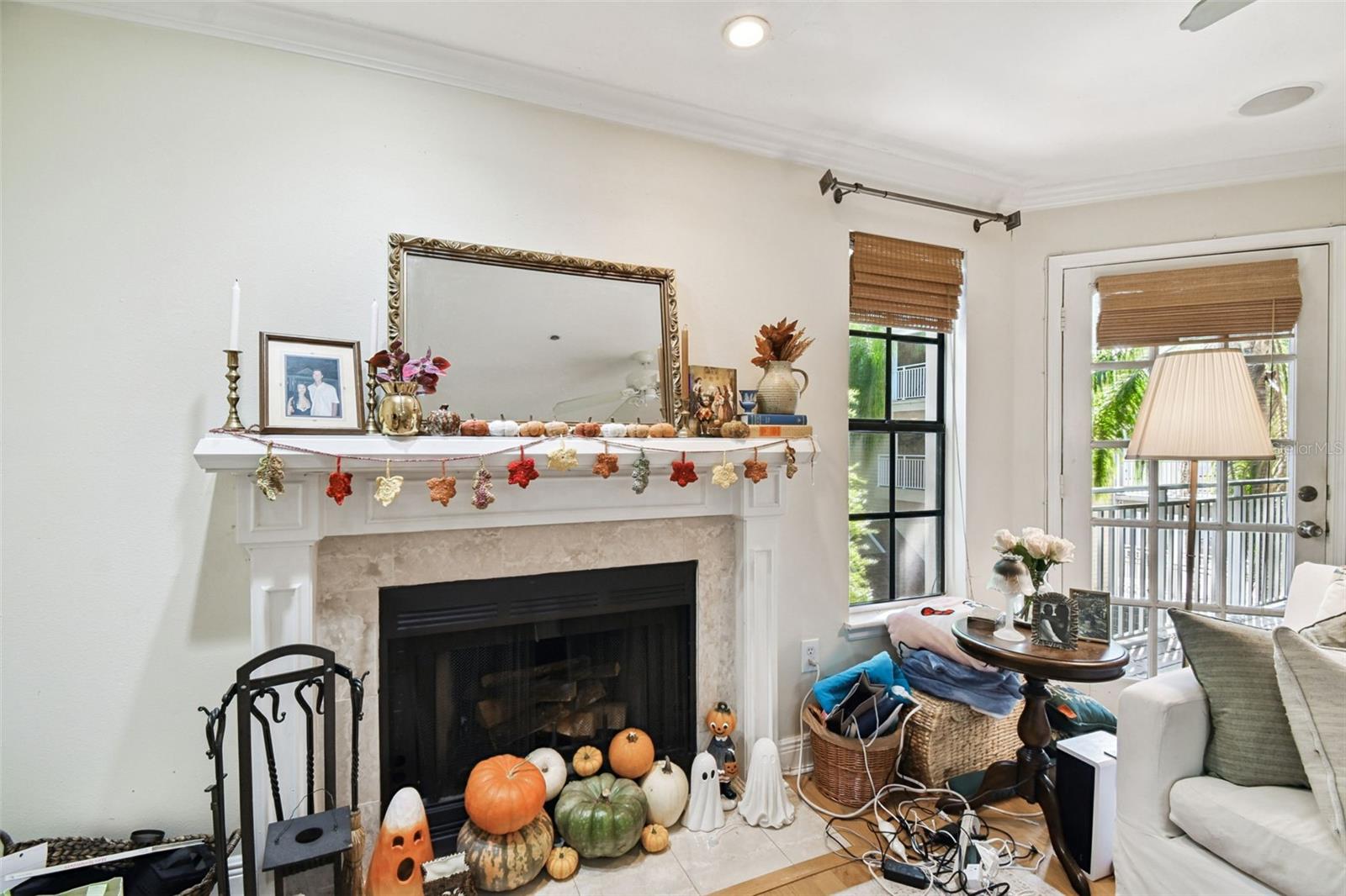 HYDE PARK PLACE II A CONDOMINI - Residential