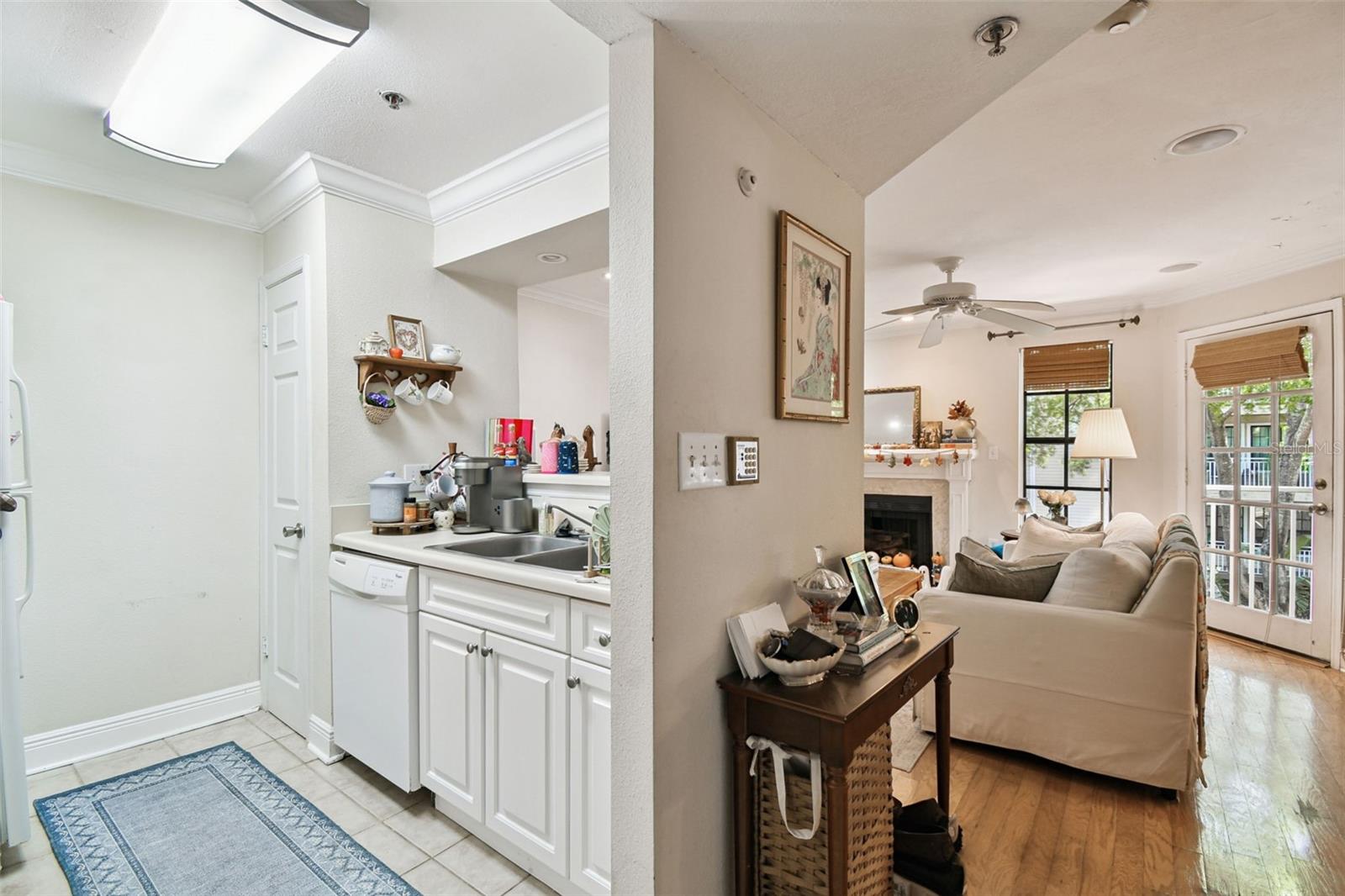 HYDE PARK PLACE II A CONDOMINI - Residential