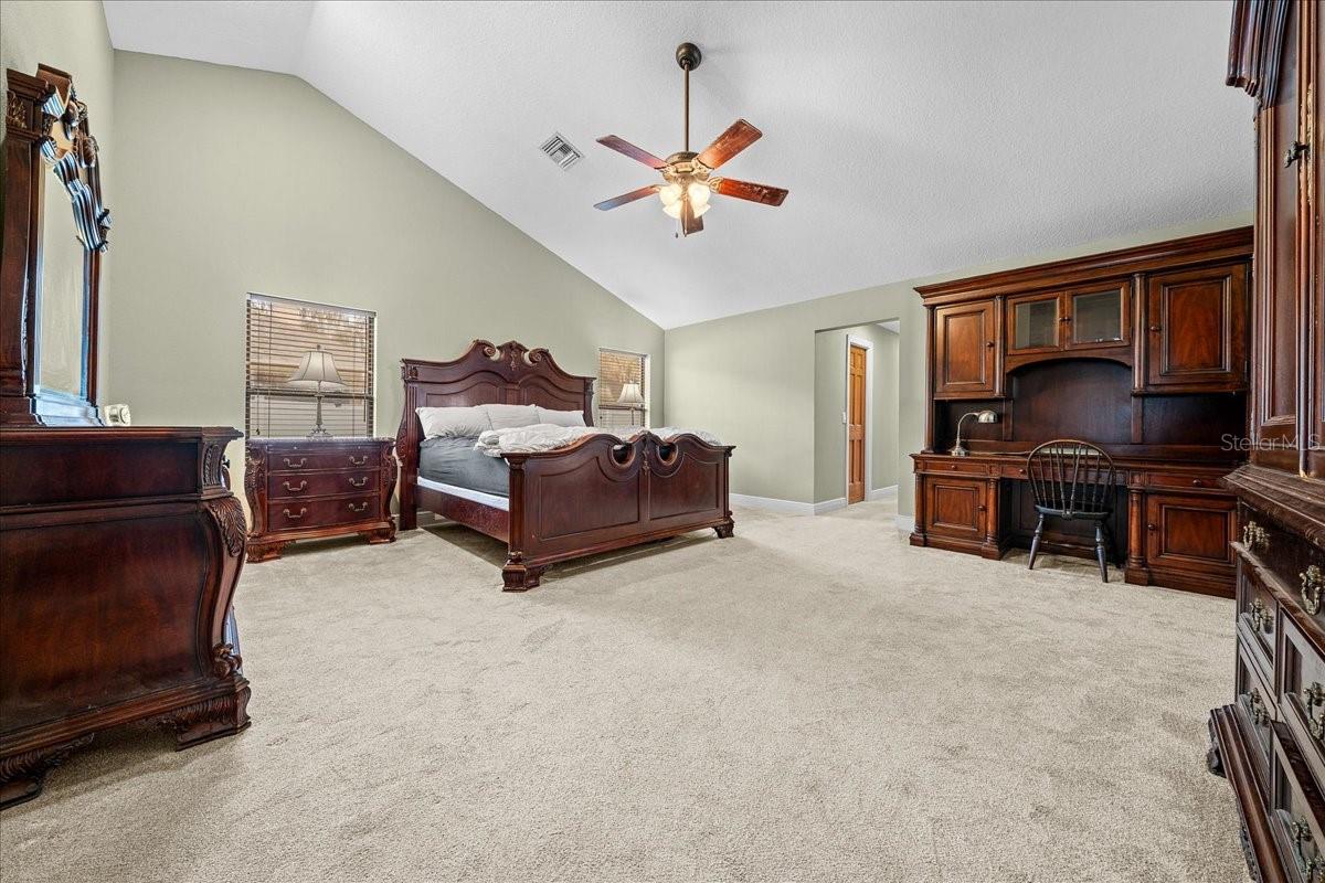 CARRIAGE HILL - Residential