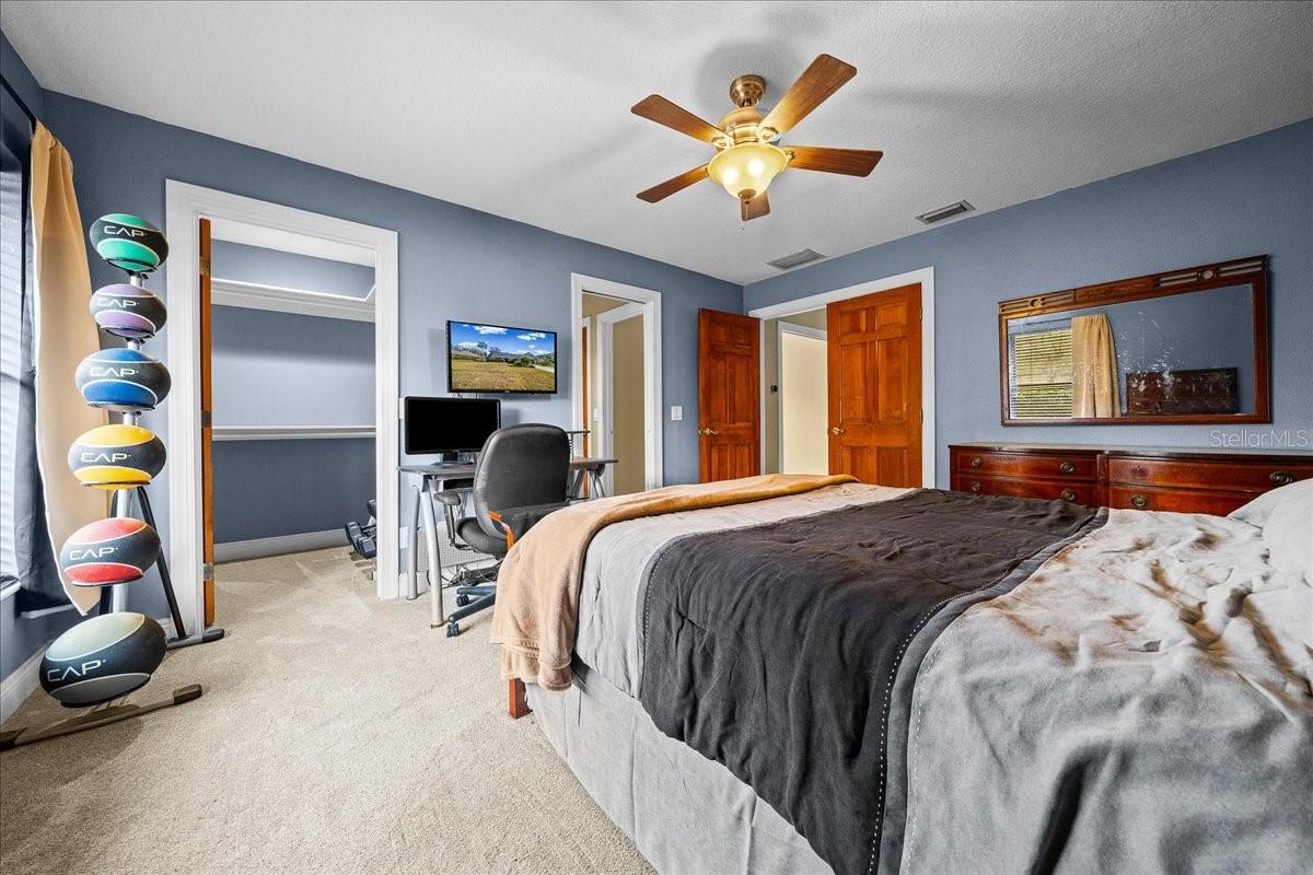 CARRIAGE HILL - Residential