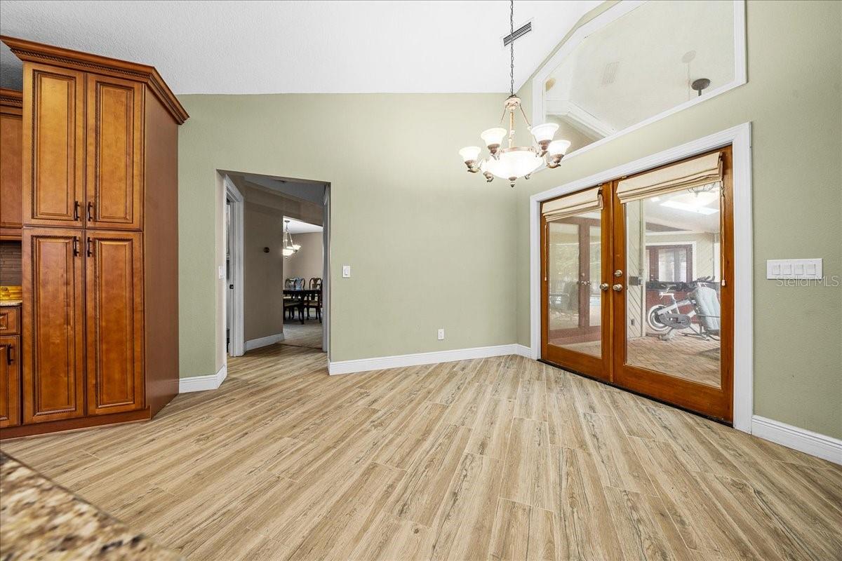 CARRIAGE HILL - Residential