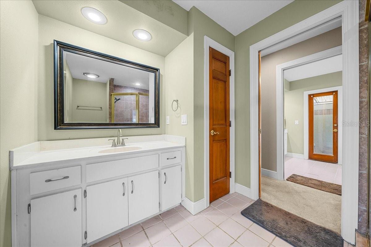 CARRIAGE HILL - Residential