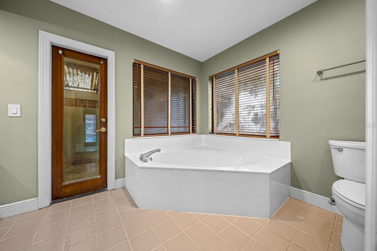 CARRIAGE HILL - Residential