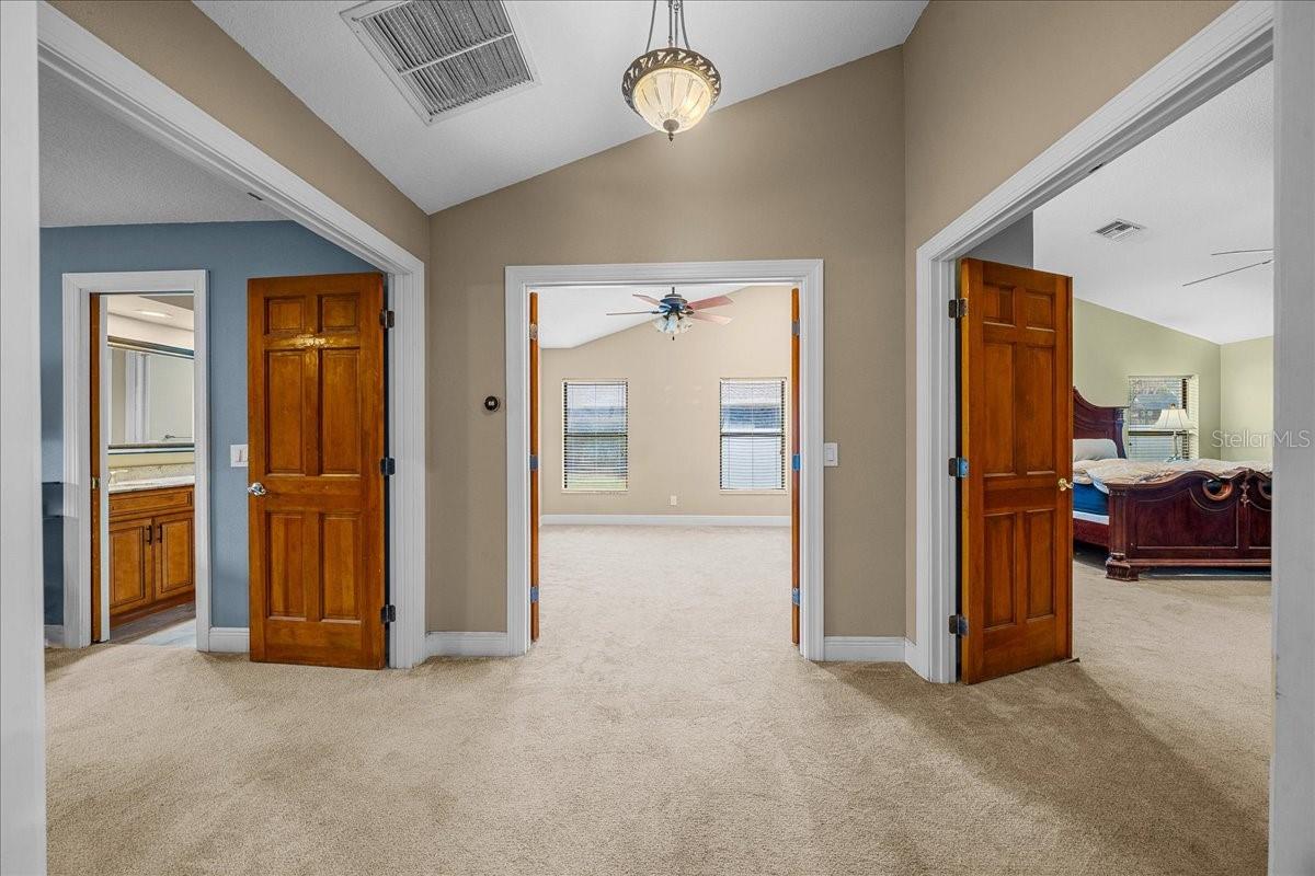 CARRIAGE HILL - Residential