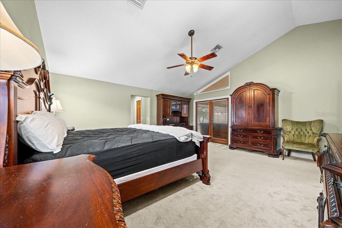 CARRIAGE HILL - Residential