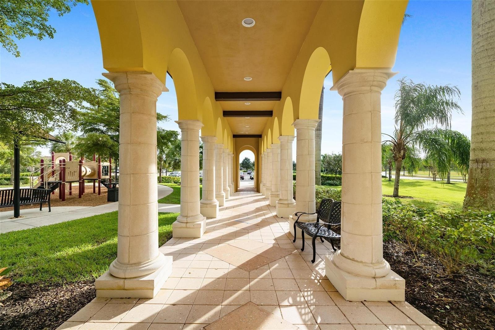 COACH HOMES 1 AT GRAN PARADISO - Residential