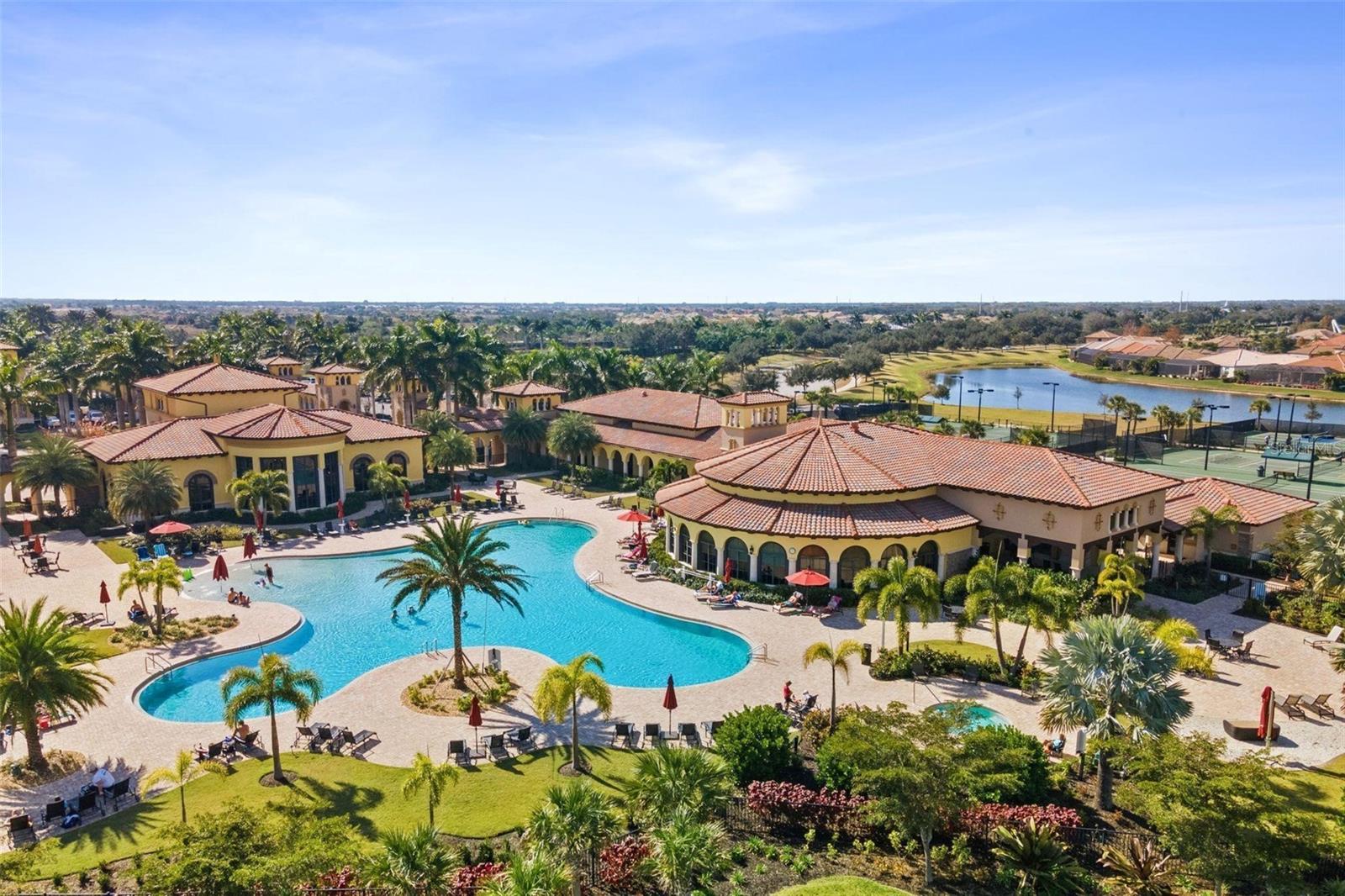 COACH HOMES 1 AT GRAN PARADISO - Residential