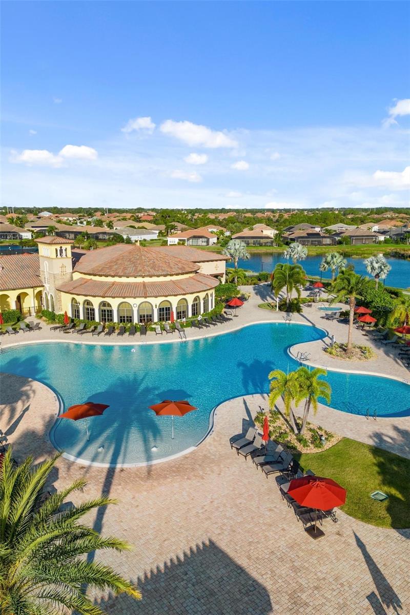 COACH HOMES 1 AT GRAN PARADISO - Residential