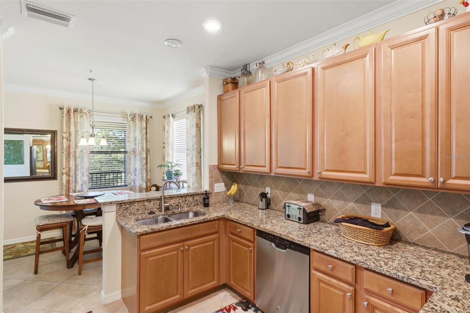 COACH HOMES 1 AT GRAN PARADISO - Residential