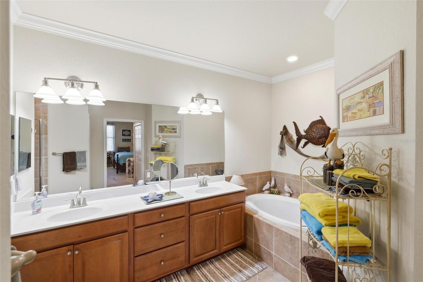 COACH HOMES 1 AT GRAN PARADISO - Residential