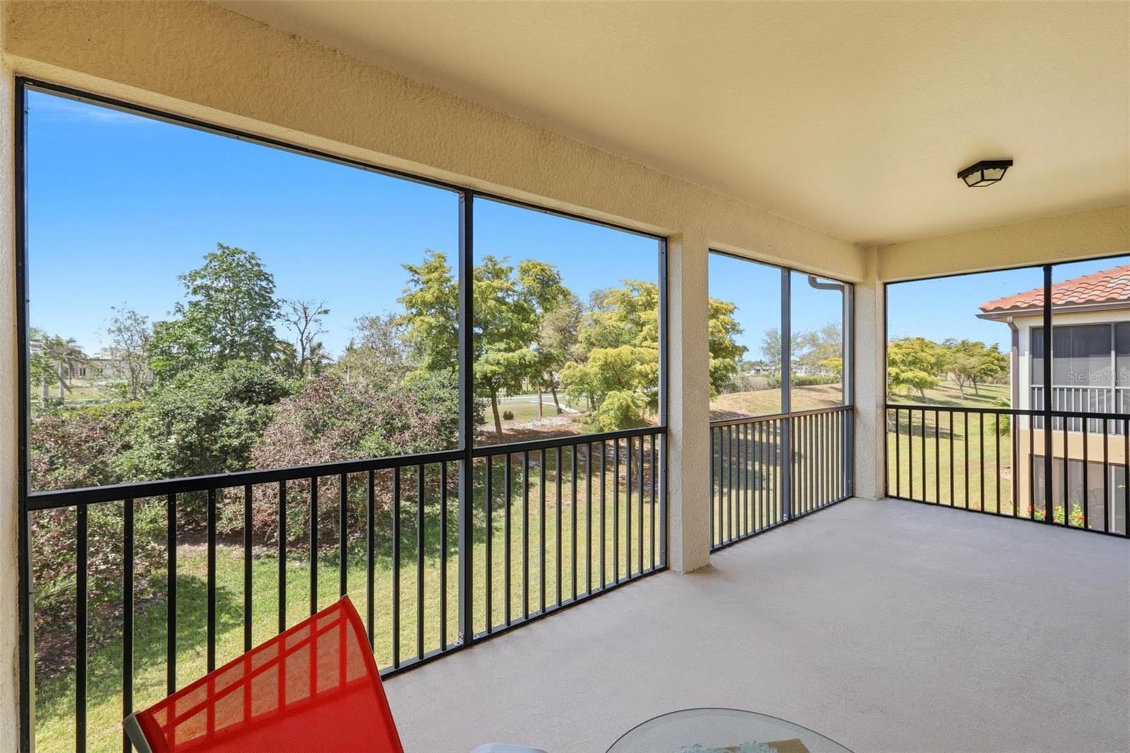 COACH HOMES 1 AT GRAN PARADISO - Residential