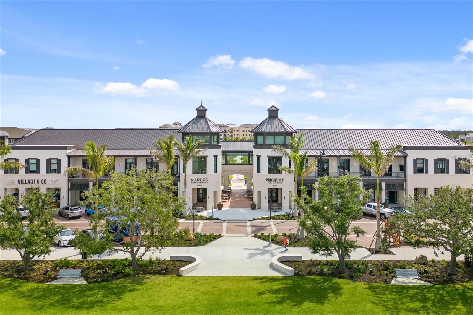 COACH HOMES 1 AT GRAN PARADISO - Residential