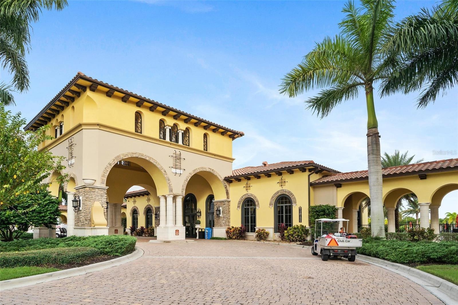 COACH HOMES 1 AT GRAN PARADISO - Residential