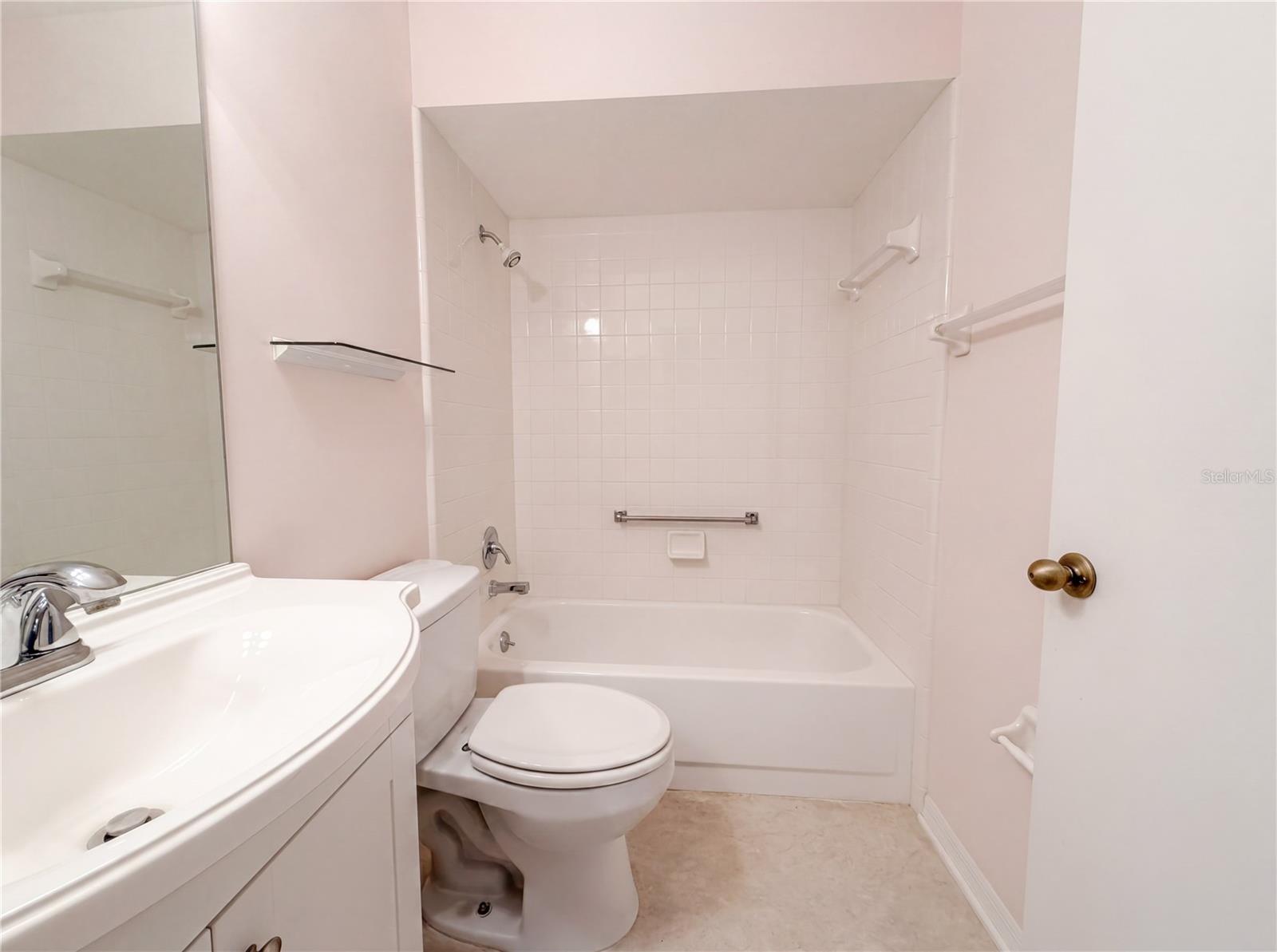MANCHESTER 1 CONDO PH - Residential