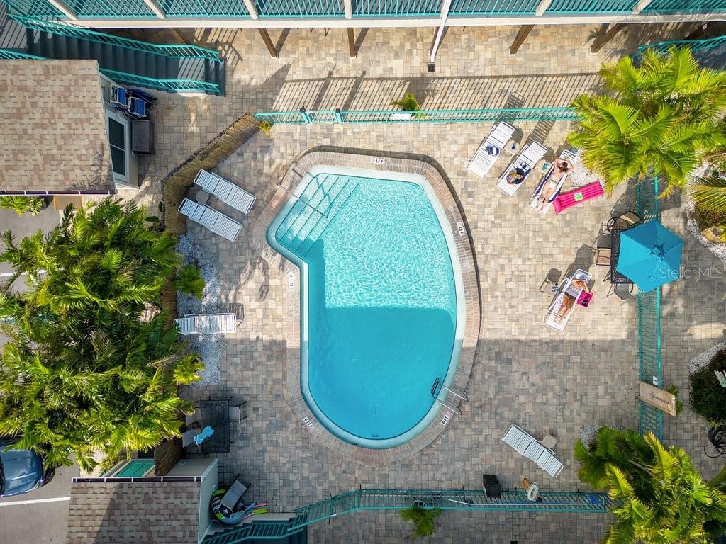 673 BAY ESPLANADE 206
