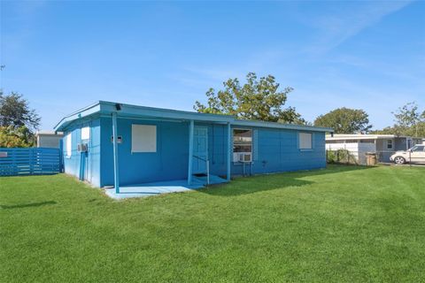 Photo of 410 Still Street, Kissimmee, FL 34744 (MLS # S5136401)