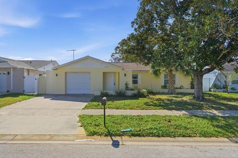 Photo of 12815 129th Terrace, Largo, FL 33774 (MLS # TB8472218)