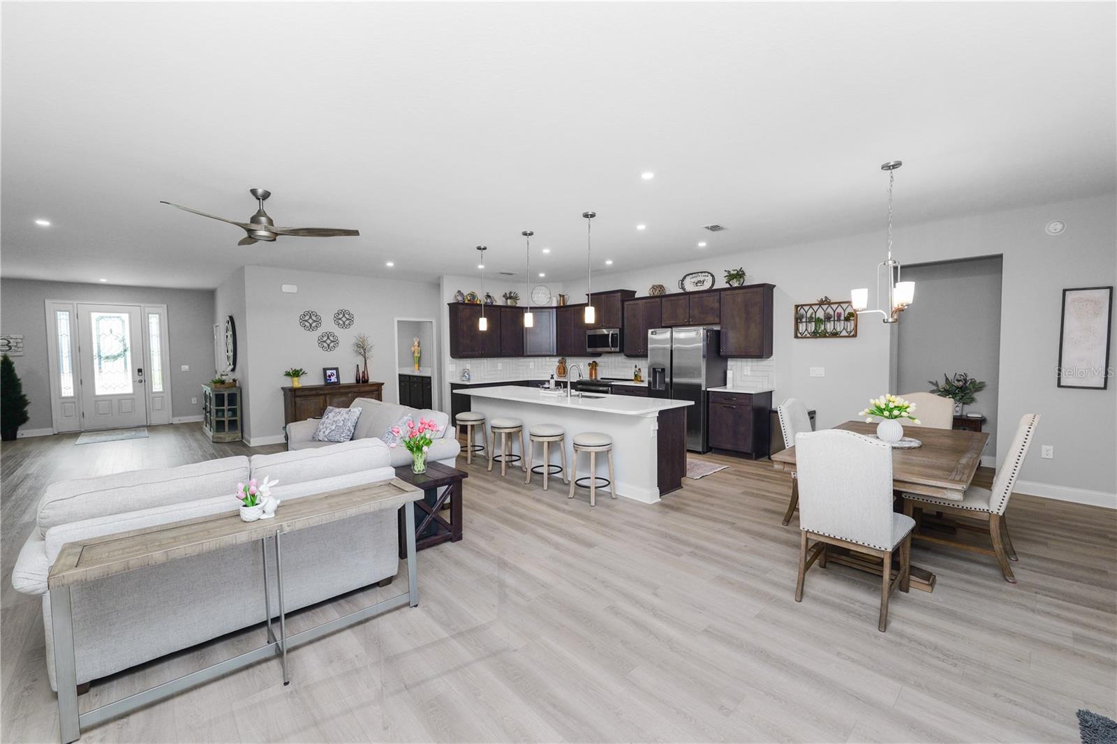 TREYMONT - Residential