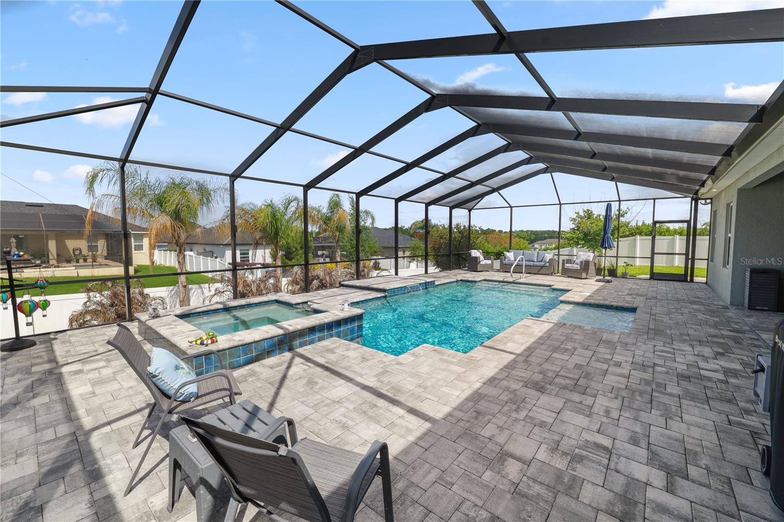 TREYMONT - Residential