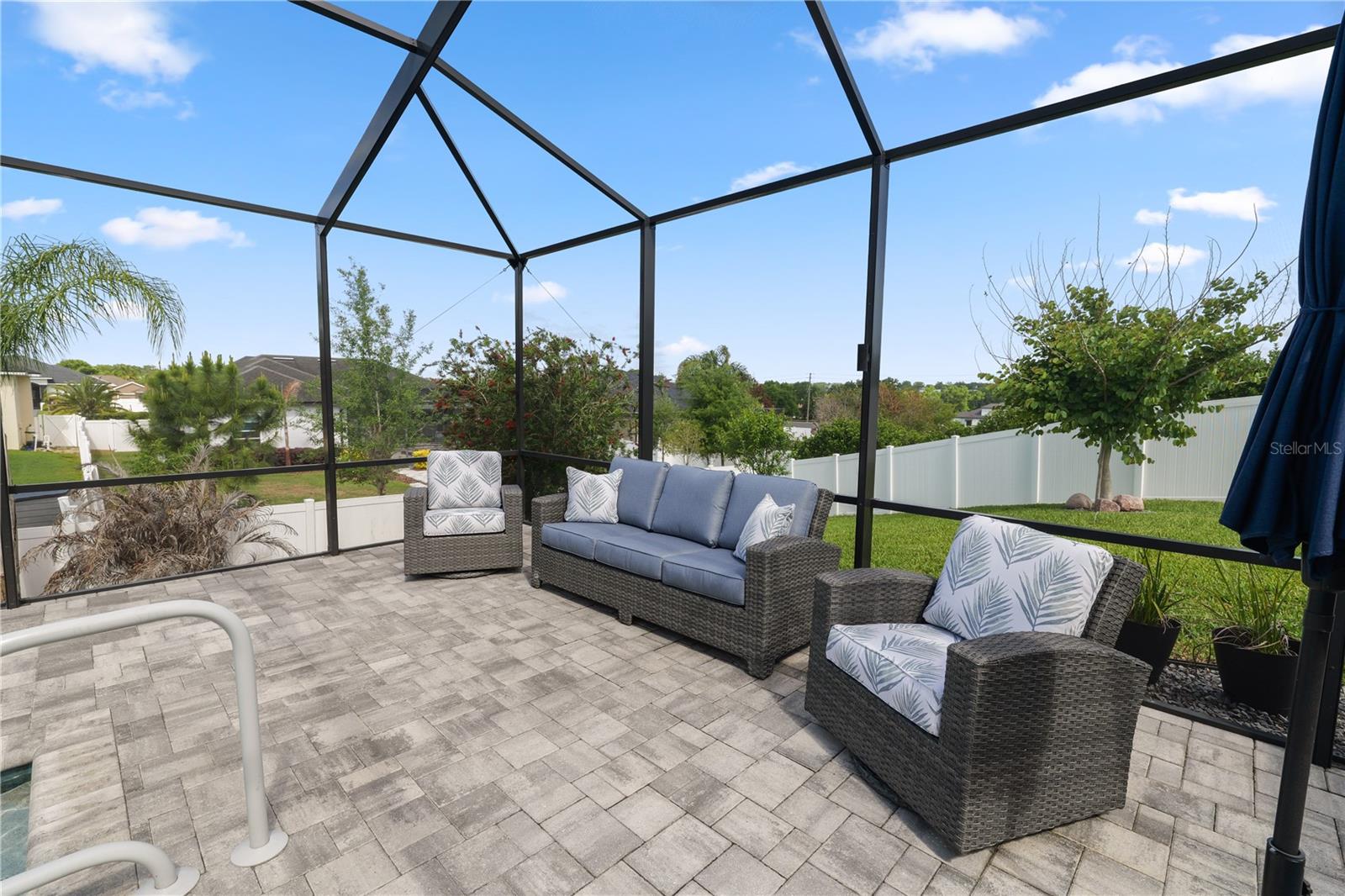 TREYMONT - Residential