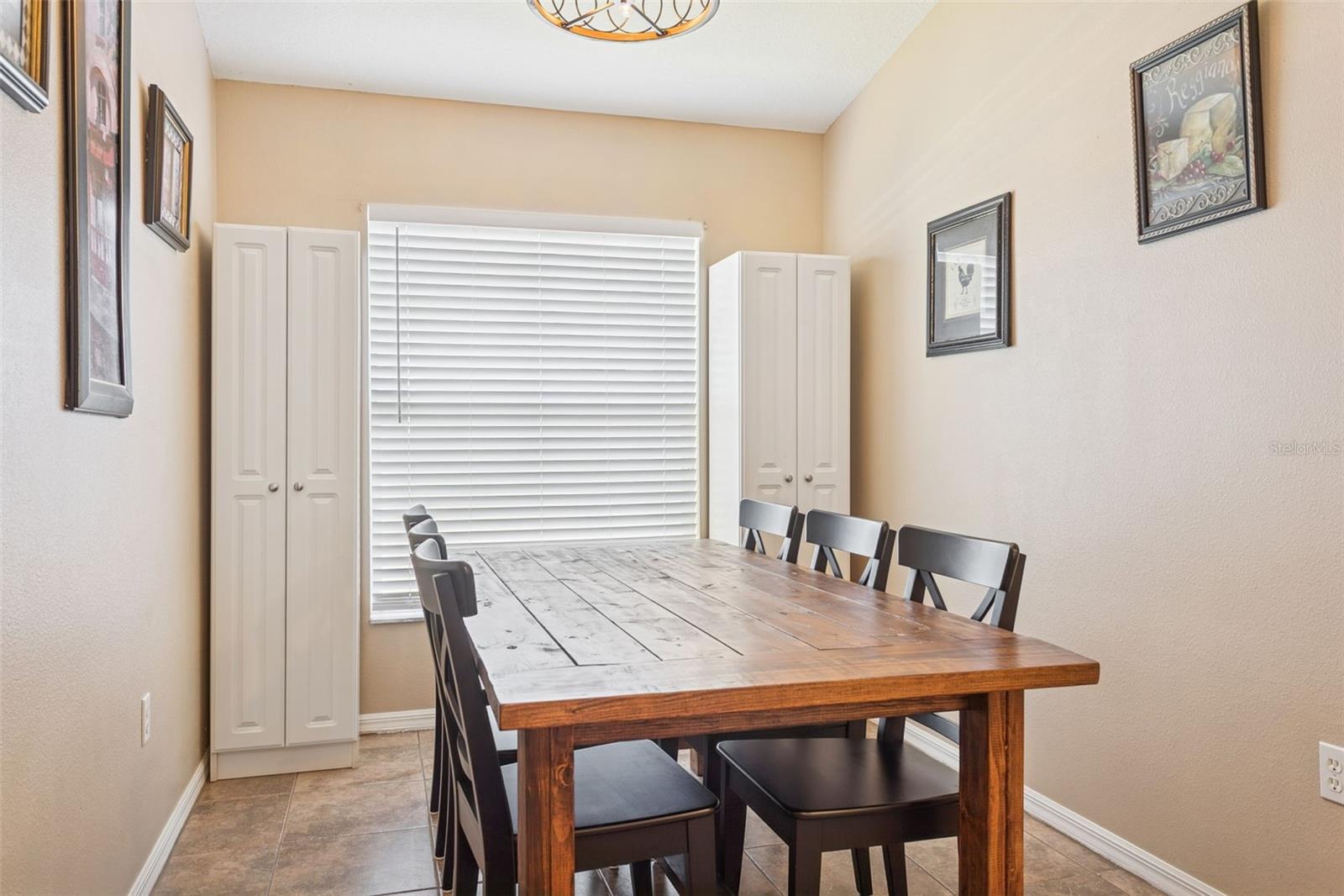 HAMILTON PARK - Residential