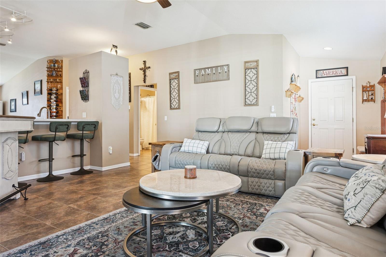 HAMILTON PARK - Residential