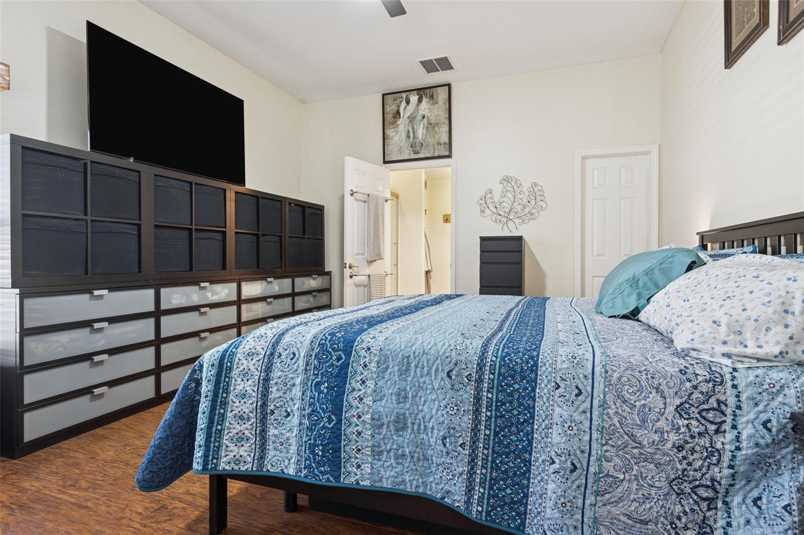 HAMILTON PARK - Residential