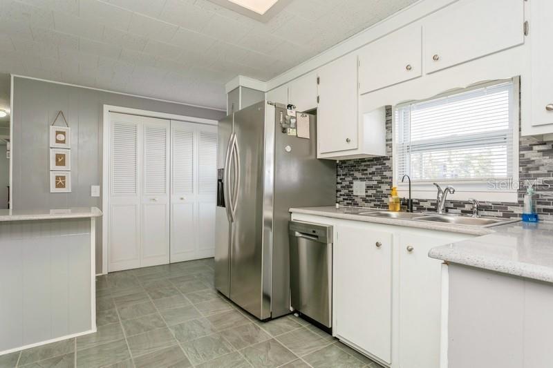 CHATEAU VILLAGE CO-OP - Residential