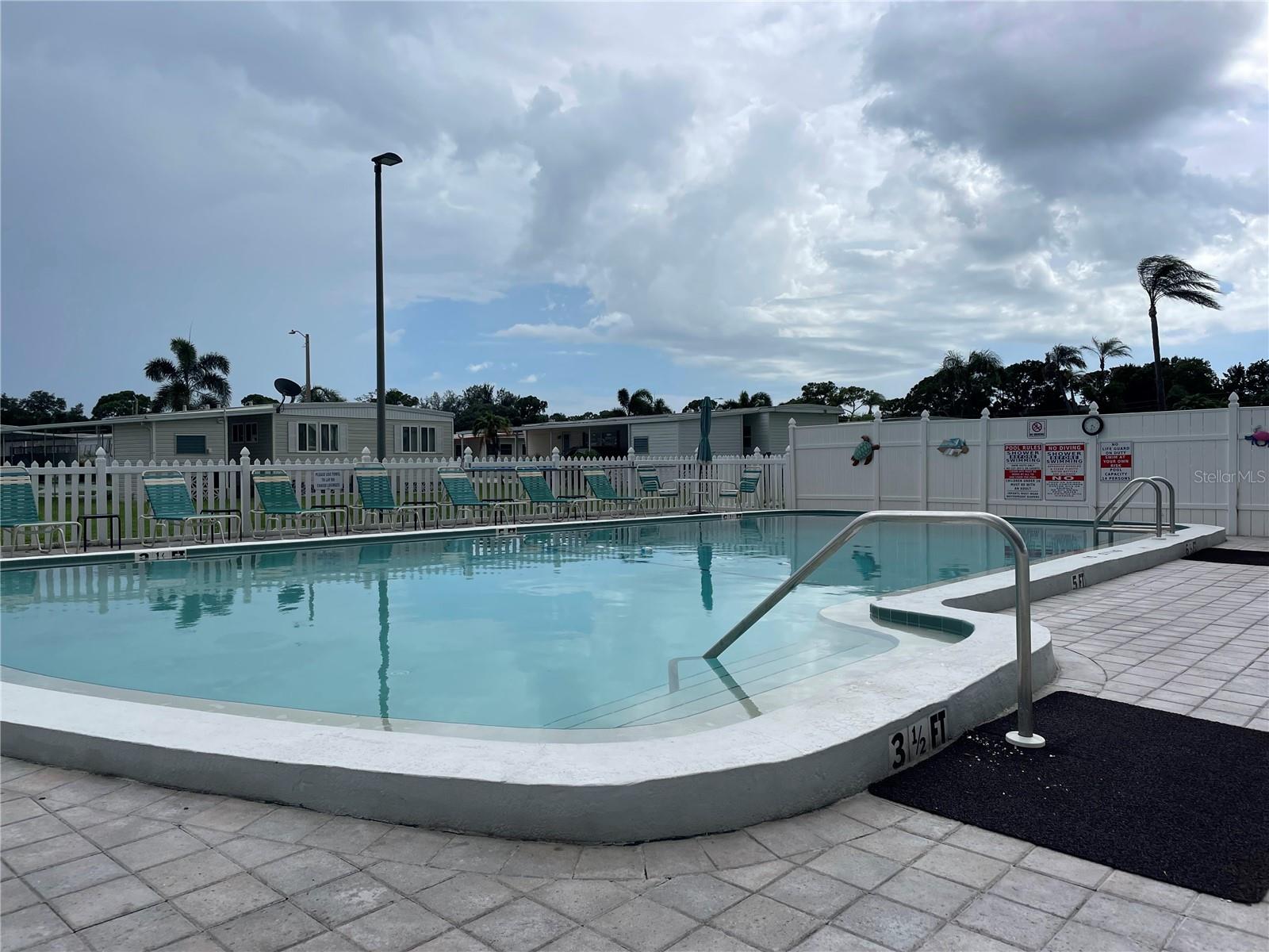 CHATEAU VILLAGE CO-OP - Residential