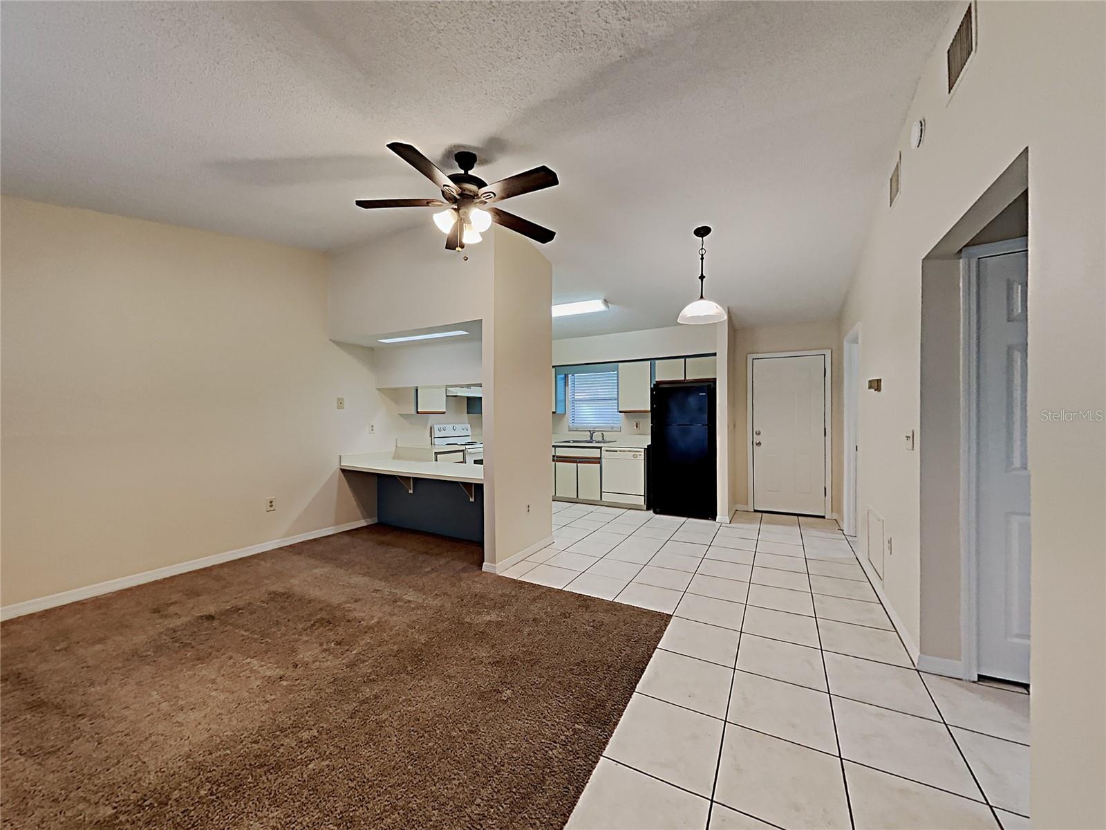 SHADEMOOR ACRES 1ST ADD - Residential Lease