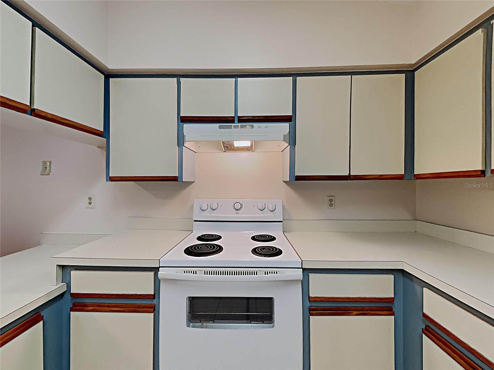 SHADEMOOR ACRES 1ST ADD - Residential Lease