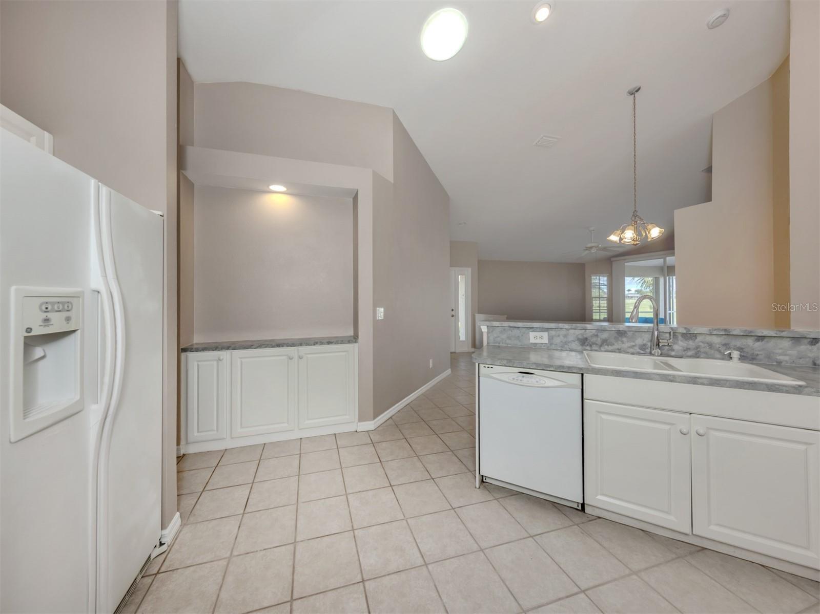 VILLAS OF SABAL TRACE - Residential