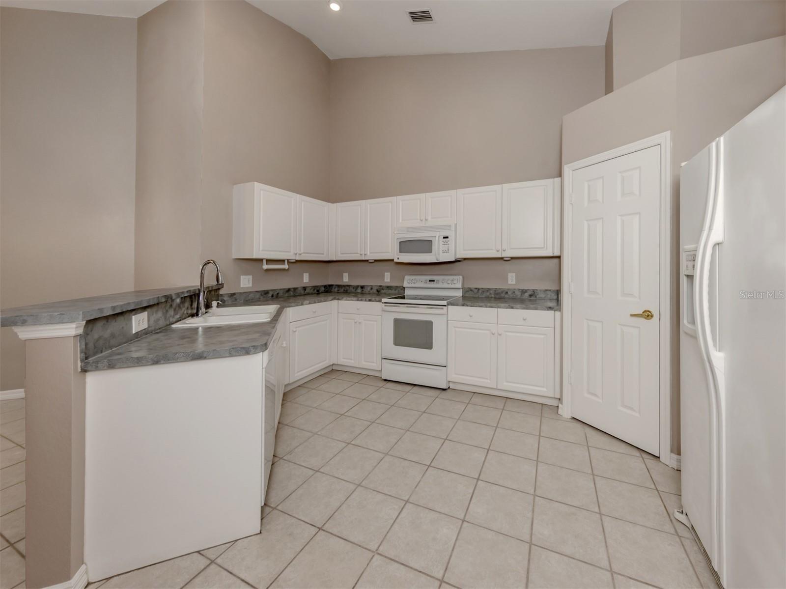 VILLAS OF SABAL TRACE - Residential