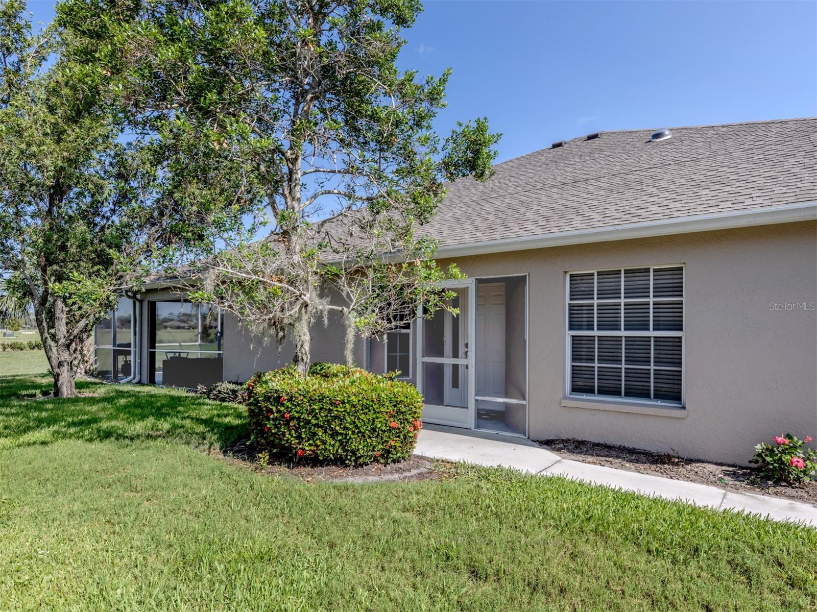VILLAS OF SABAL TRACE - Residential