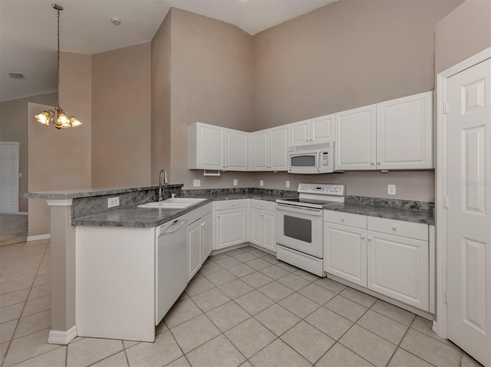 VILLAS OF SABAL TRACE - Residential