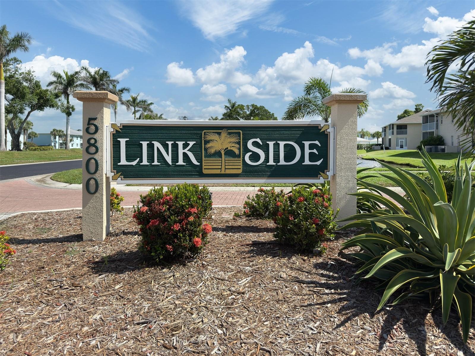 VILLAS OF SABAL TRACE - Residential