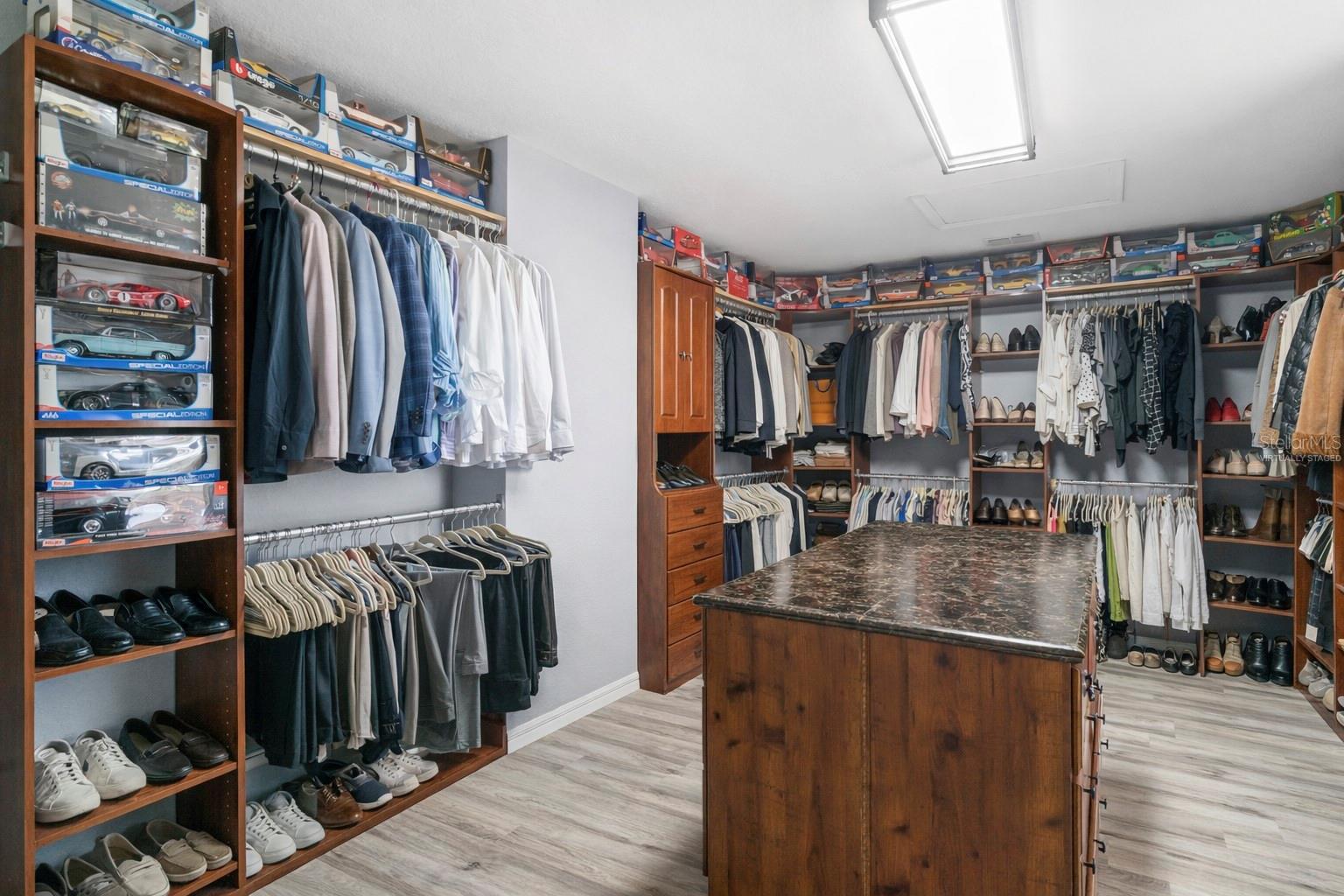 STONEYBROOK - Residential