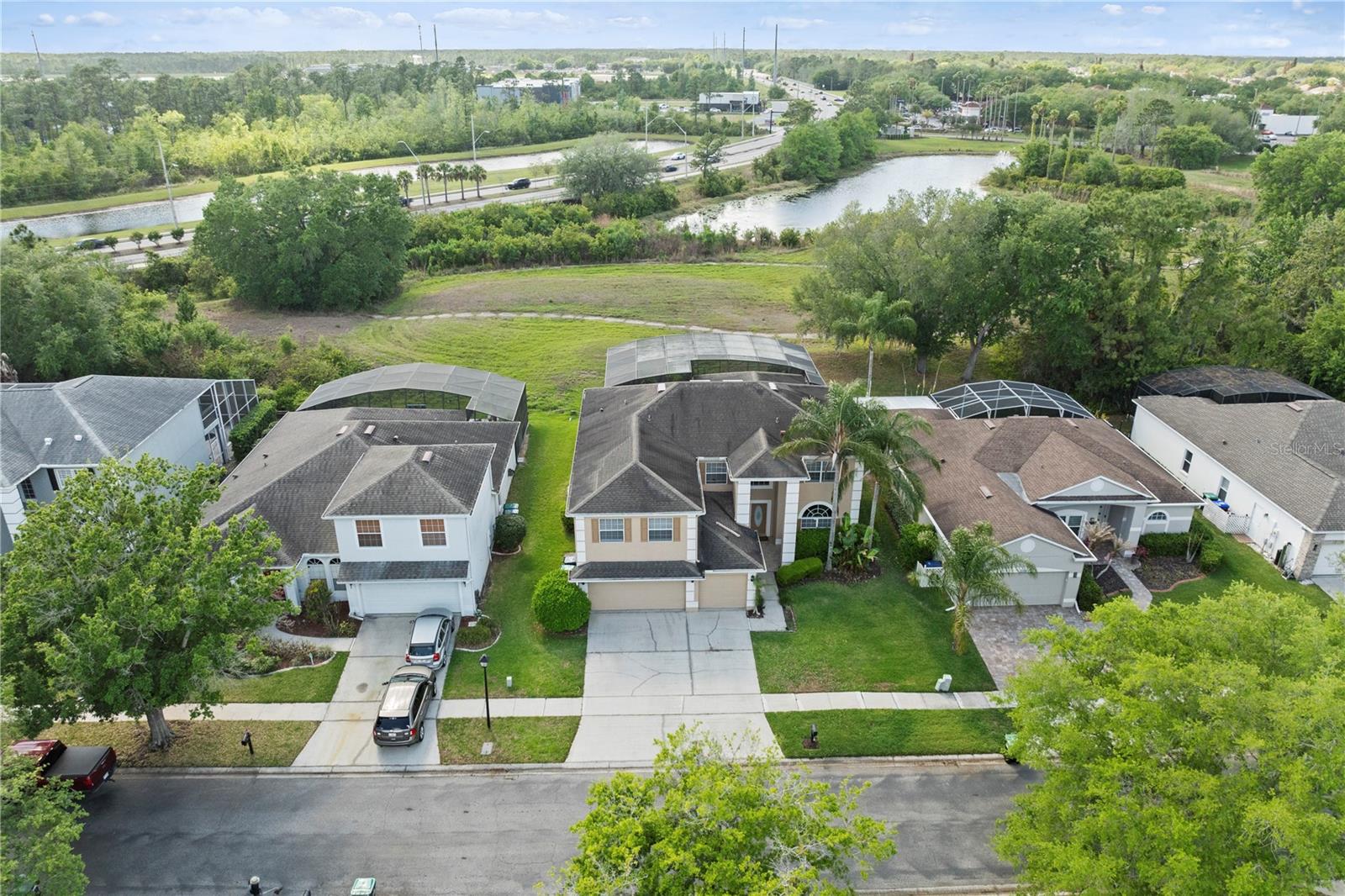 STONEYBROOK - Residential