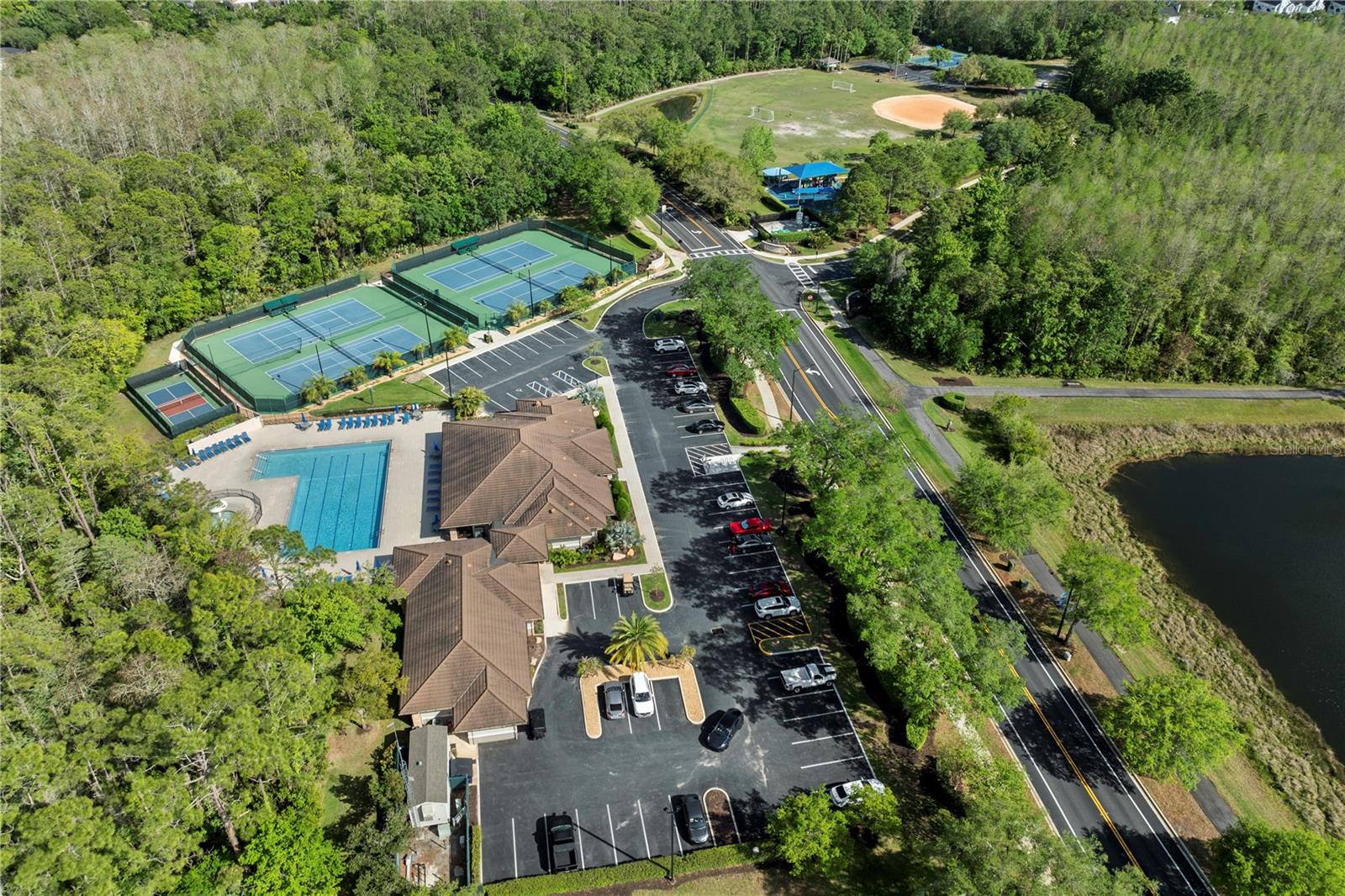 STONEYBROOK - Residential