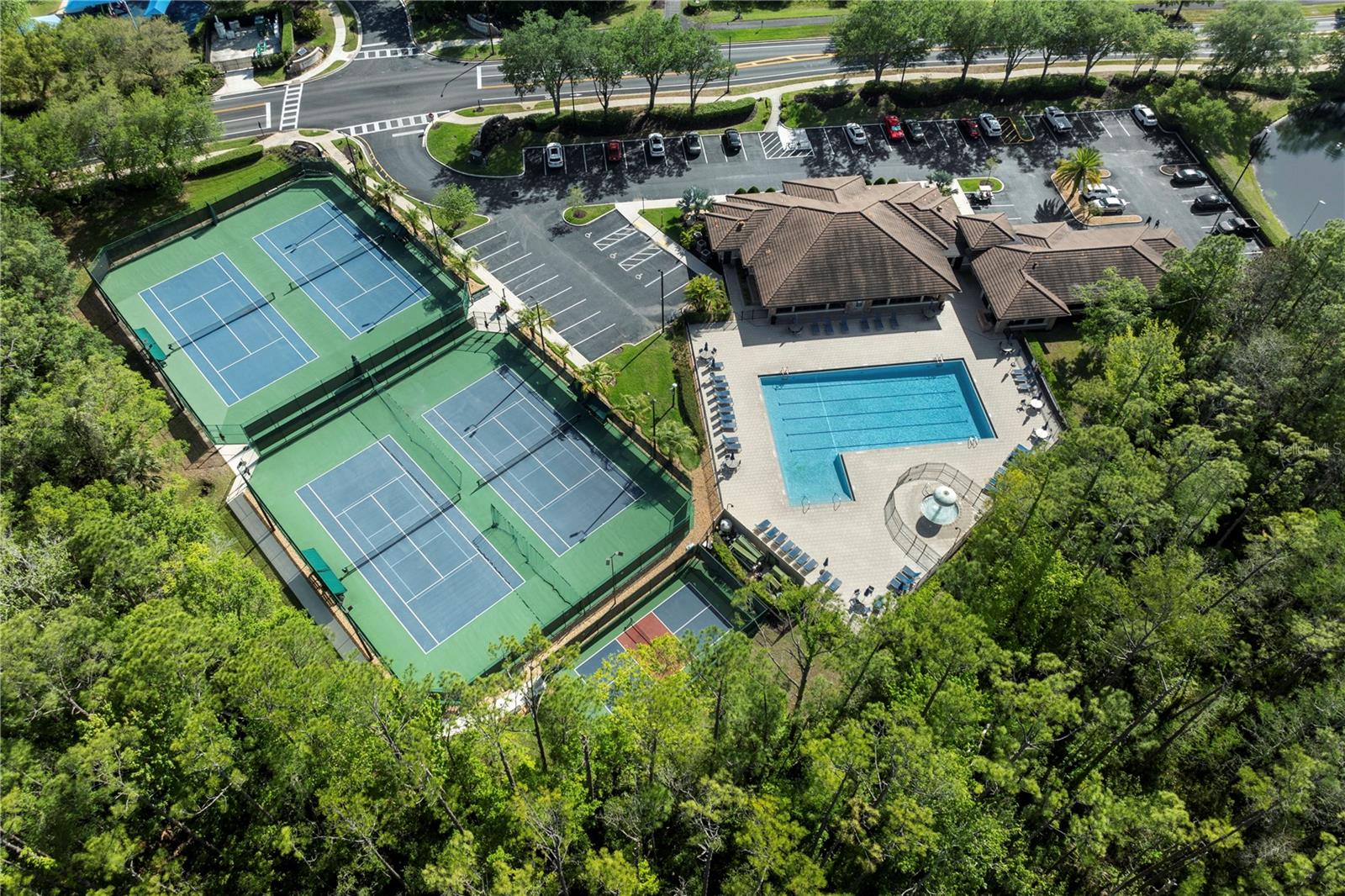 STONEYBROOK - Residential