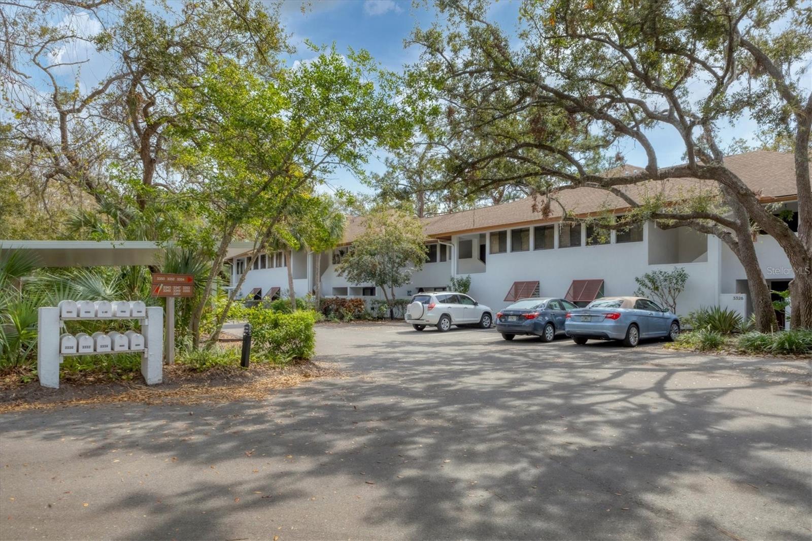 3330 THORNWOOD ROAD 3330