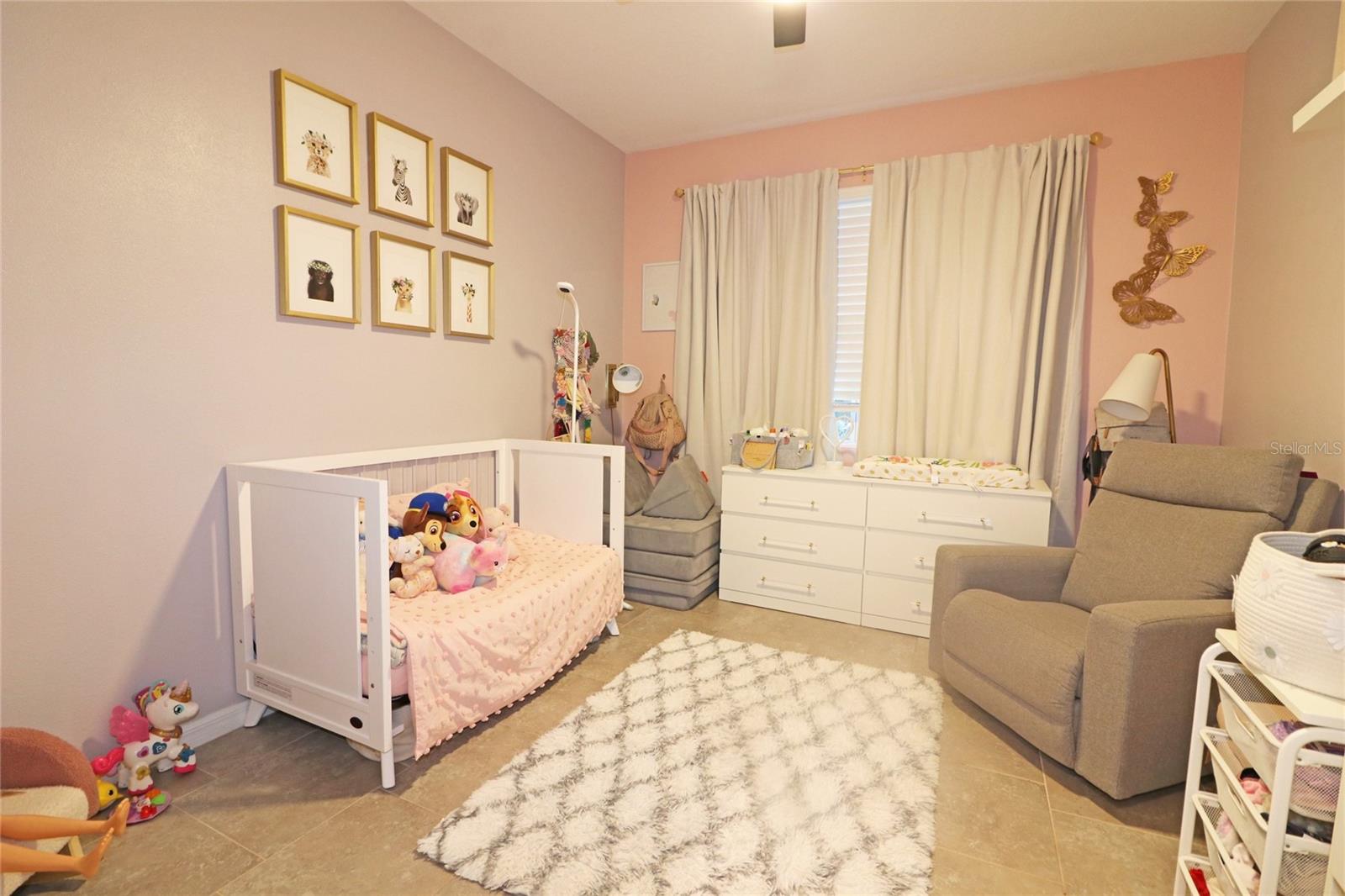 LAKESIDE LANDINGS PH 01 - Residential Lease