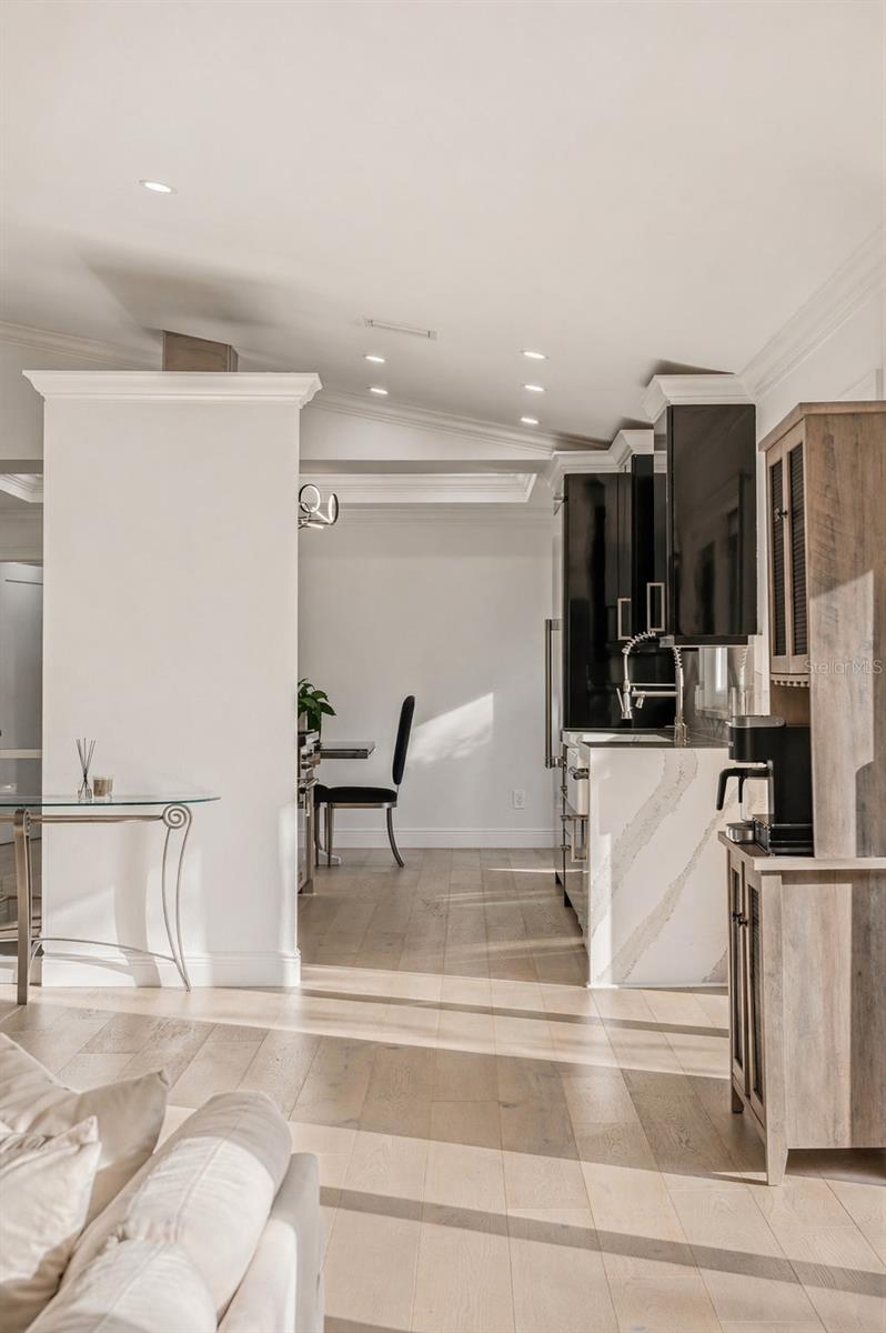 SHADY HOLLOW SUB - Residential