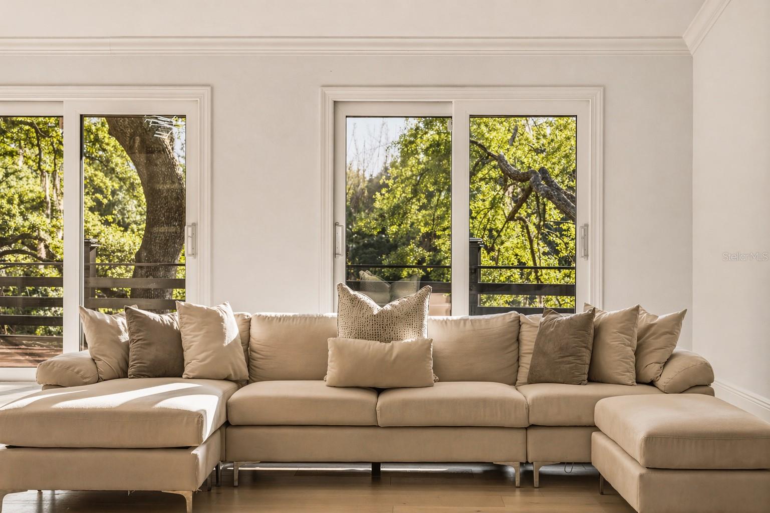 SHADY HOLLOW SUB - Residential