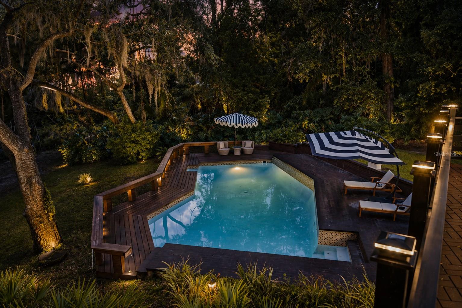 SHADY HOLLOW SUB - Residential