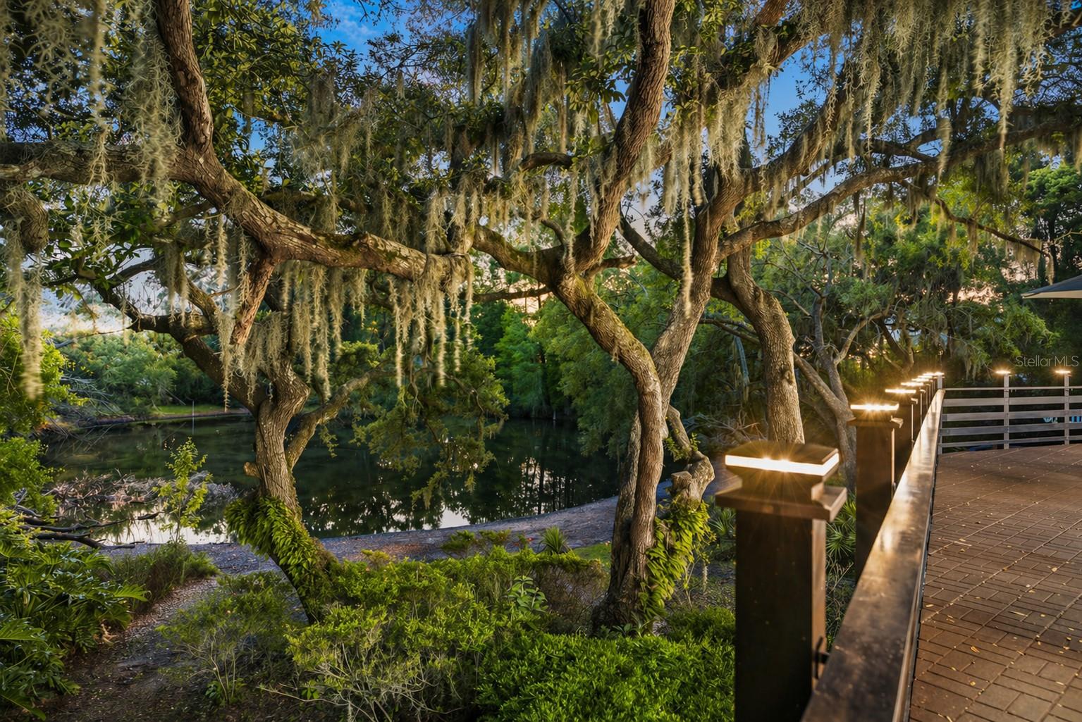 SHADY HOLLOW SUB - Residential