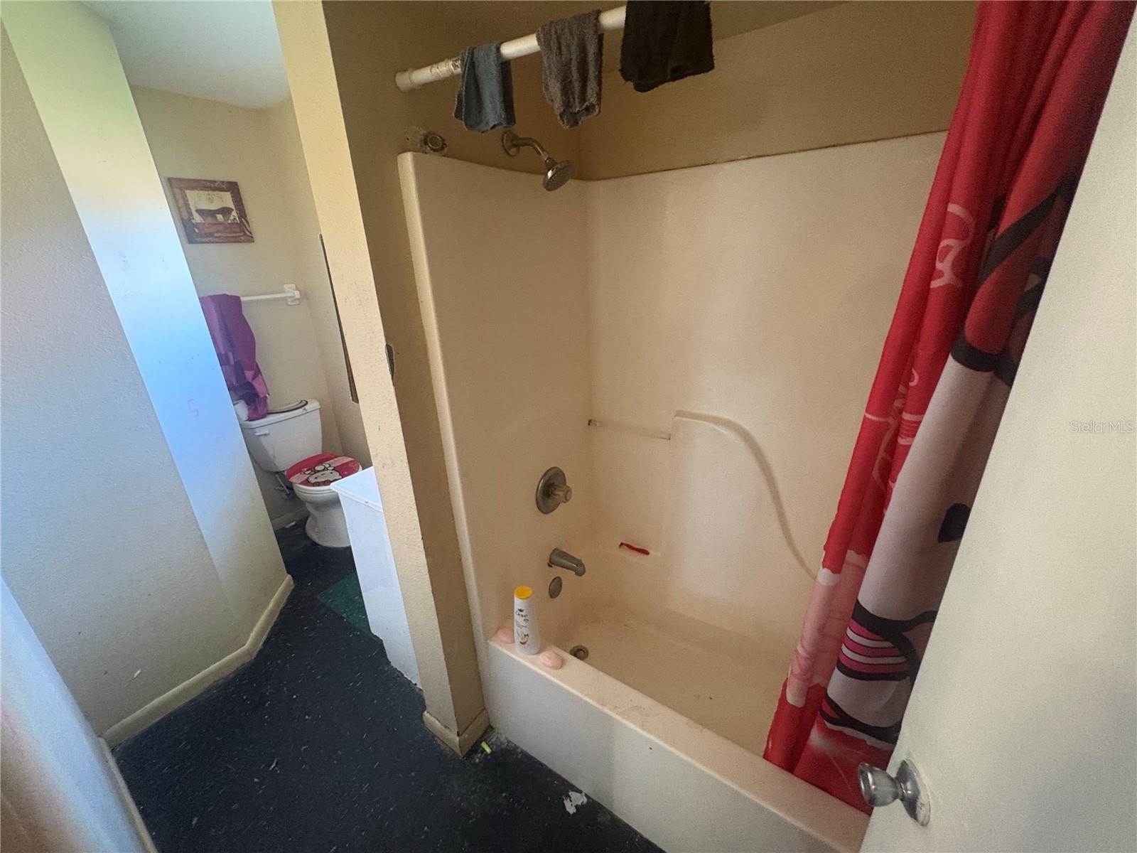 ORANGEWOOD COMMUNITY - Residential